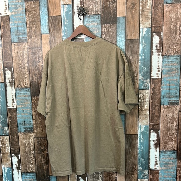 ECKO UNLTD Men's Tan Graphic T-Shirt - Picture 12 of 12